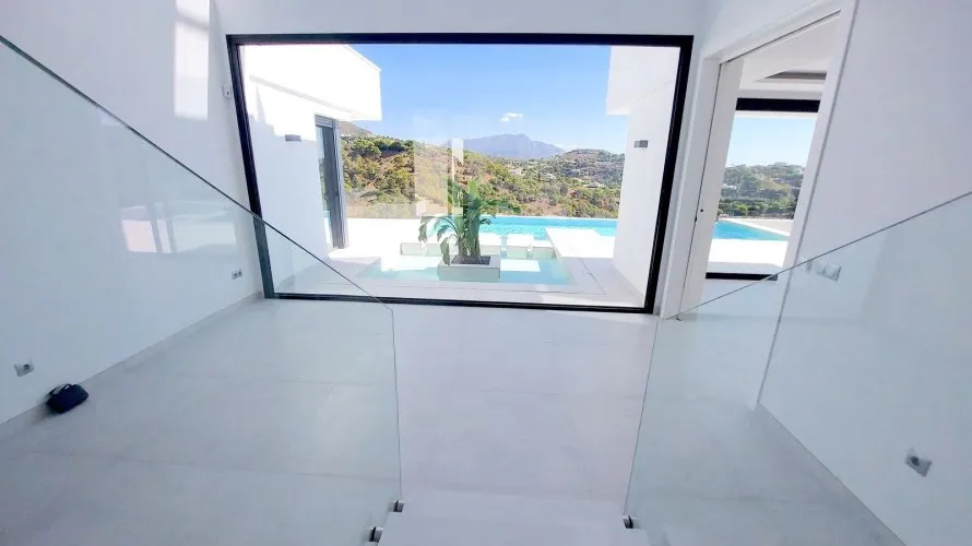 Villa de 5 chambres à Benahavis, Spain No. 269 № 6