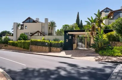 Apartment de 3 chambres à Marbella, Spain No. 326