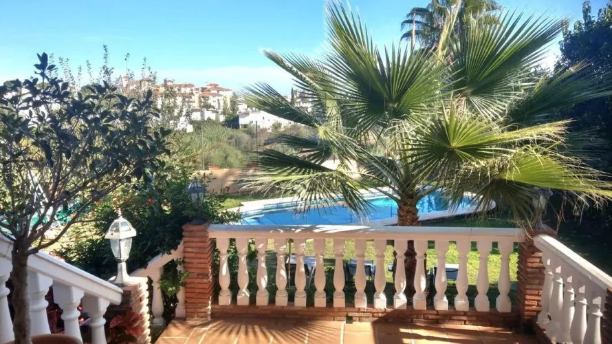 Villa de 4 chambres à Mijas Costa, Spain No. 342 № 20