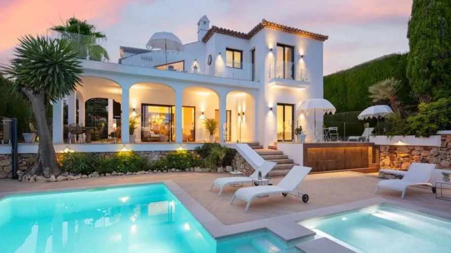Villa de 4 chambres à Nueva Andalucia, Spain No. 347 № 2