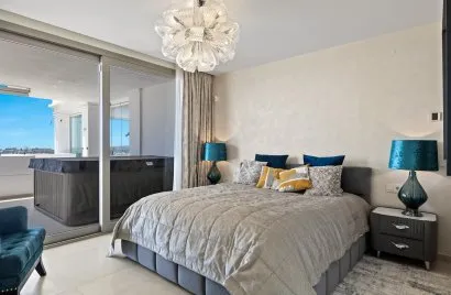 Apartment de 7 chambres à Nueva Andalucia, Spain No. 432