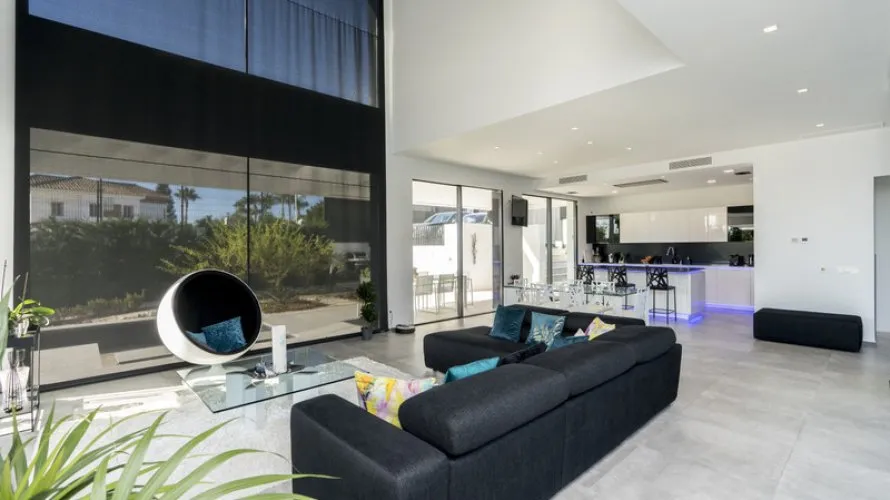 Villa de 4 chambres à Estepona, Spain No. 252 № 24