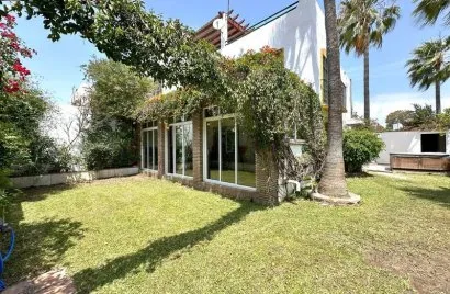 Townhouse de 3 chambres à Cortes (San Pedro De Alcantara), Spain No. 446