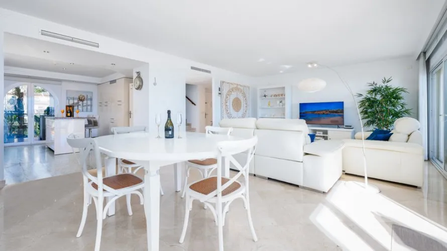 Duplex de 3 chambres à Estepona, Spain No. 328 № 8