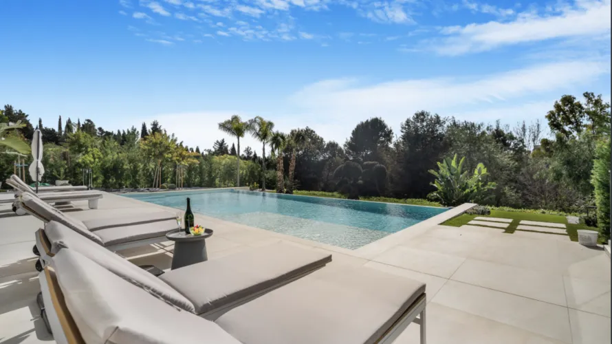 Villa de 6 chambres à Marbella, Spain No. 419 № 4