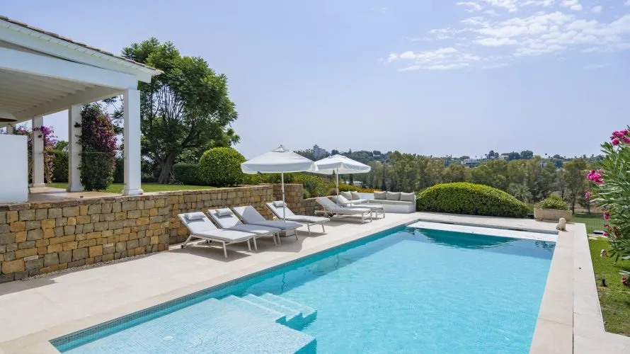 Villa de 4 chambres à Benahavis, Spain No. 354 № 27