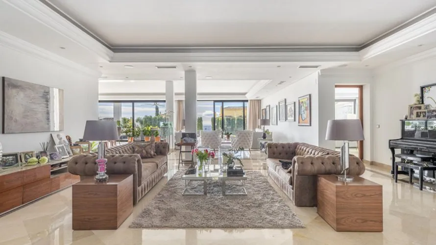 Villa de 7 chambres à Marbella, Spain No. 314 № 13