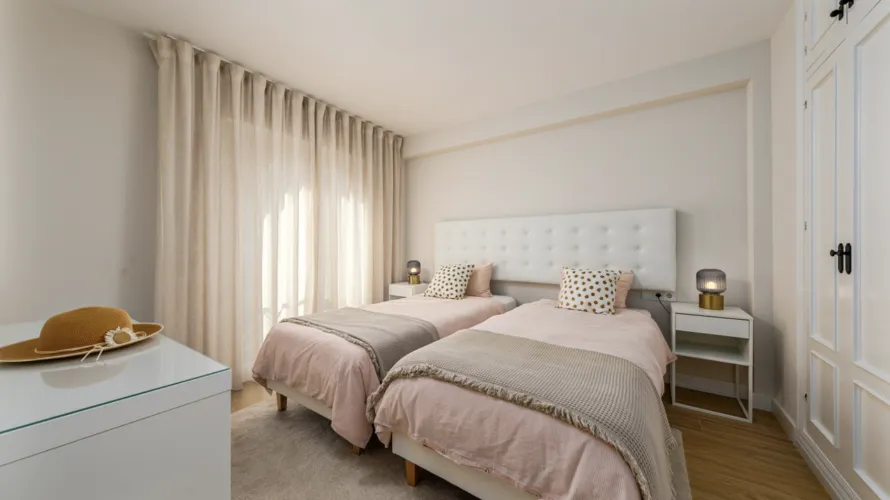 Apartment de 3 chambres à Estepona, Spain No. 600 № 12