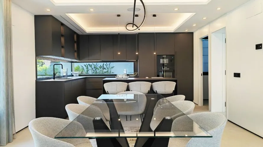 Villa de 5 chambres à Nueva Andalucia, Spain No. 203 № 4