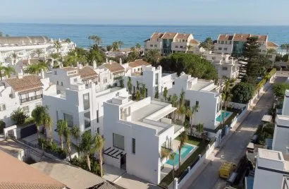 Villa de 4 chambres à Marbella, Spain No. 489