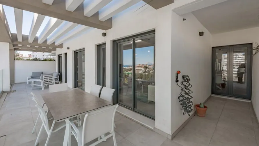 Apartment de 3 chambres à Estepona, Spain No. 265 № 4