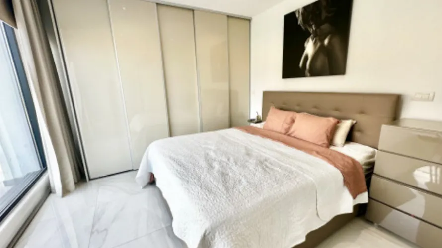 Villa de 5 chambres à Mijas Costa, Spain No. 339 № 2