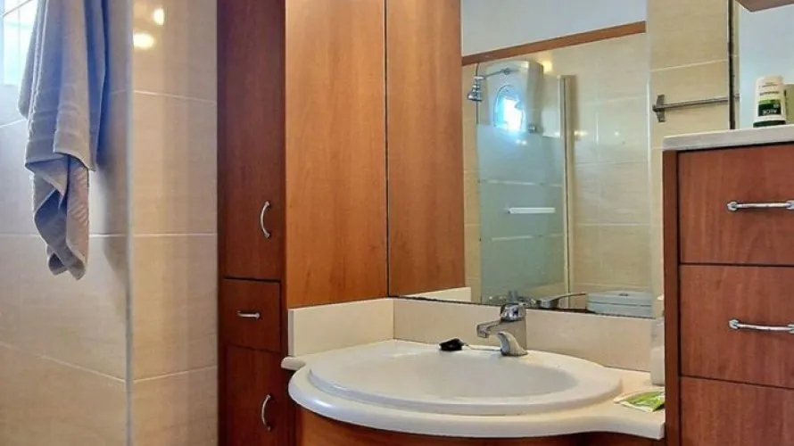 Villa de 4 chambres à Fuengirola, Spain No. 395 № 18