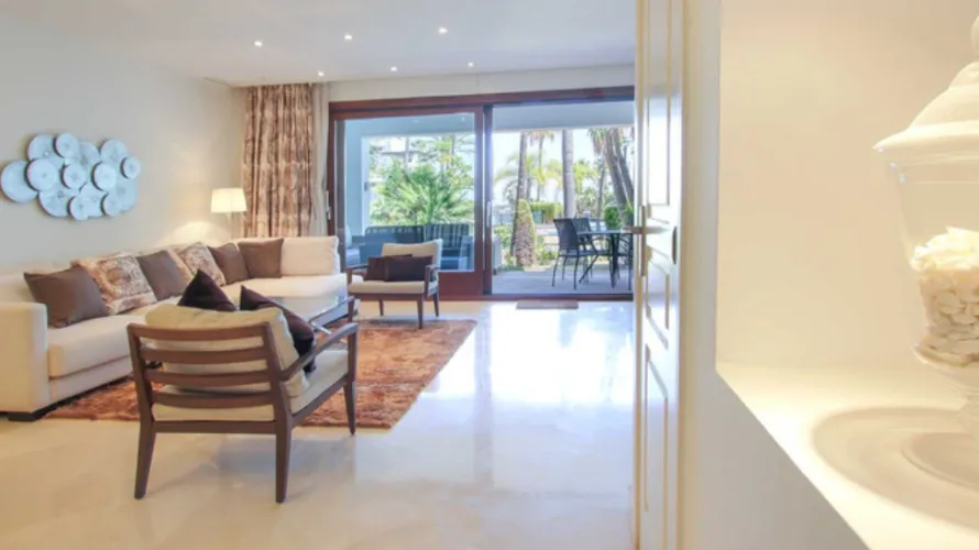 Townhouse de 3 chambres à Benahavis, Spain No. 526 № 19