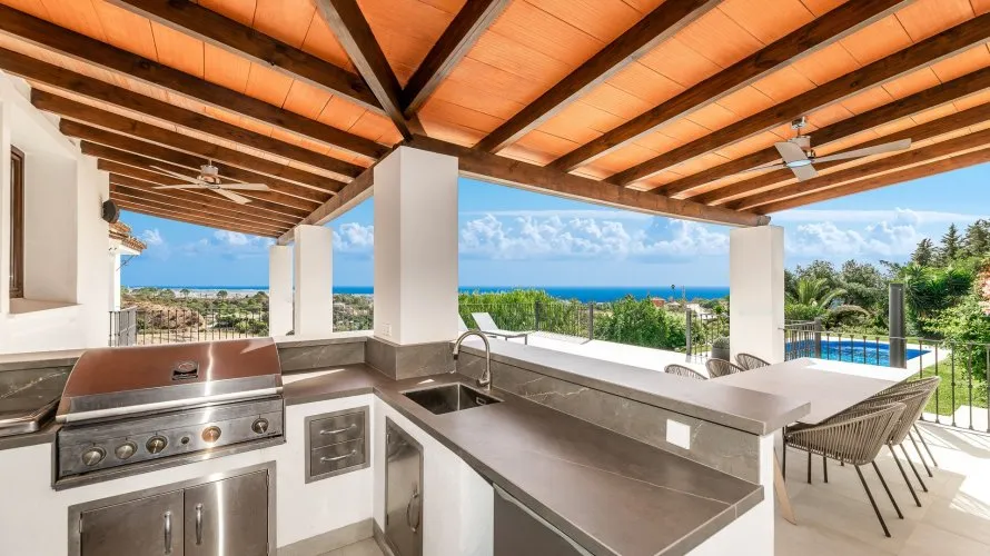 Villa de 5 chambres à Estepona, Spain No. 357 № 13