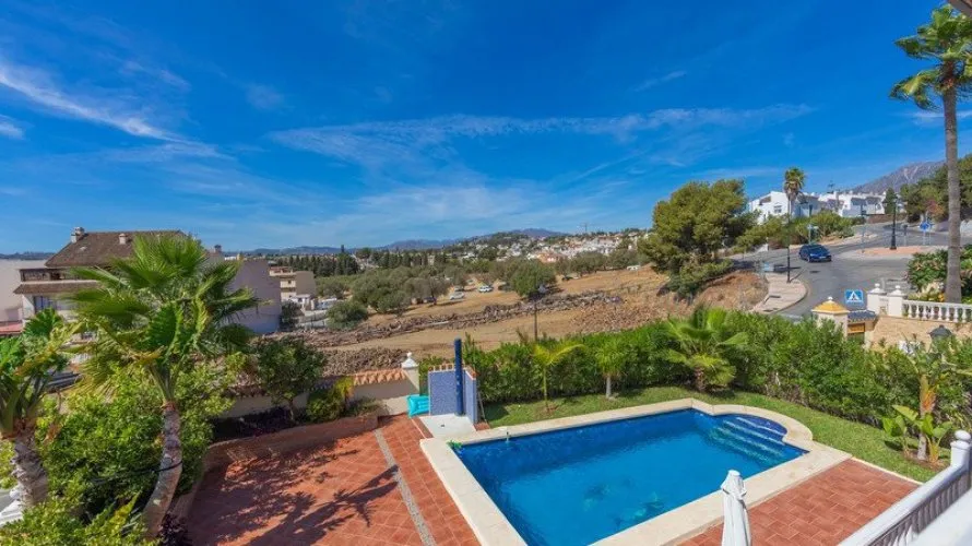Villa de 4 chambres à Las Lagunas, Spain No. 475 № 19
