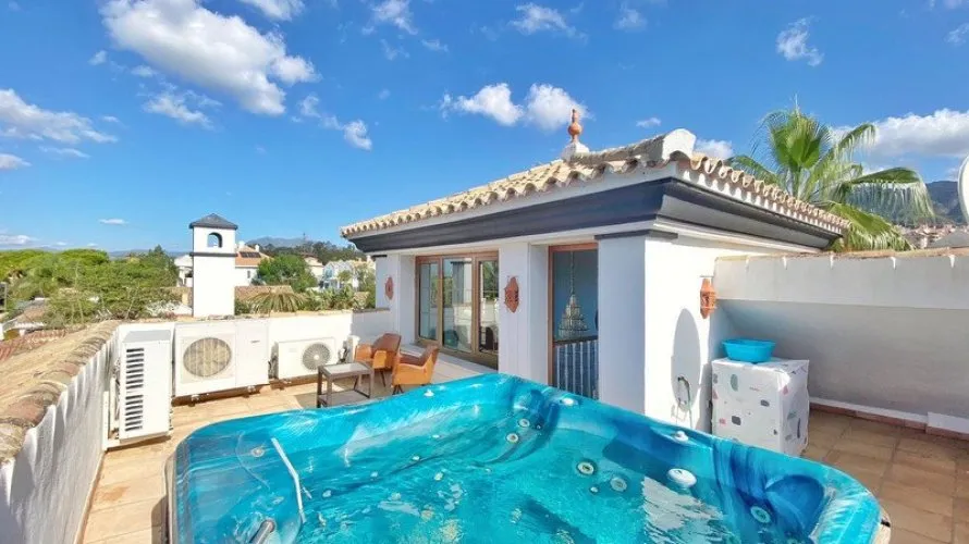 Villa de 5 chambres à Marbella, Spain No. 245 № 22