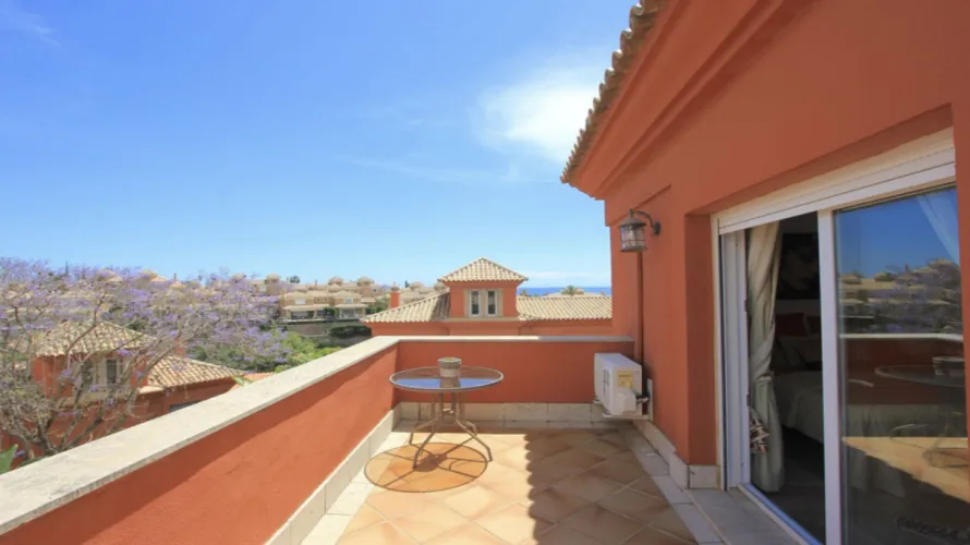 Villa de 6 chambres à Marbella, Spain No. 374 № 1