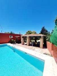House de 3 chambres à Cortes (San Pedro De Alcantara), Spain No. 535