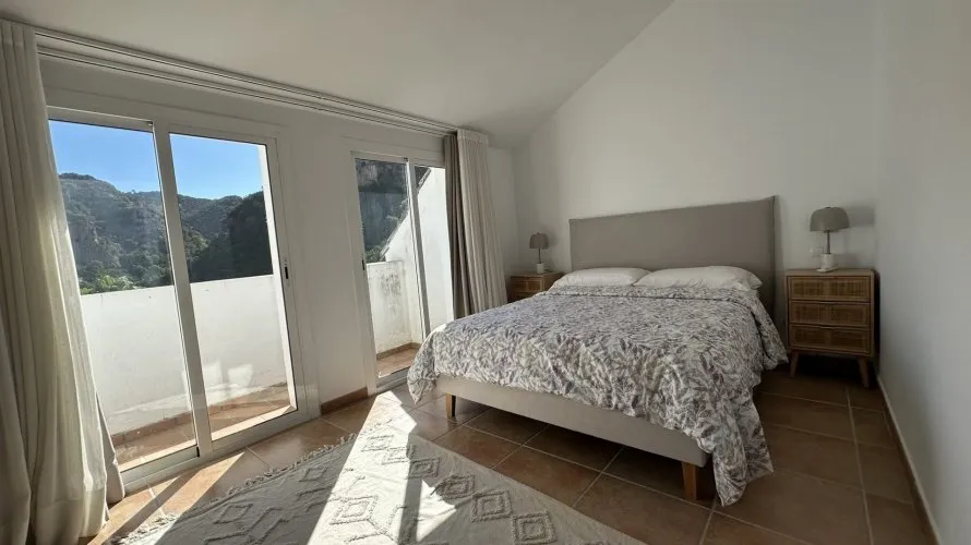 Townhouse de 3 chambres à Benahavis, Spain No. 630 № 11