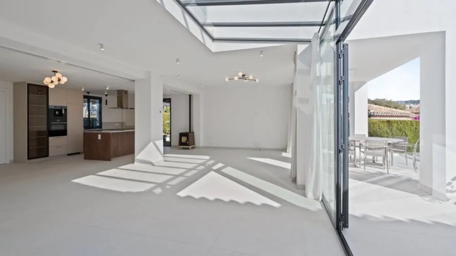 Villa de 4 chambres à Marbella, Spain No. 529 № 10