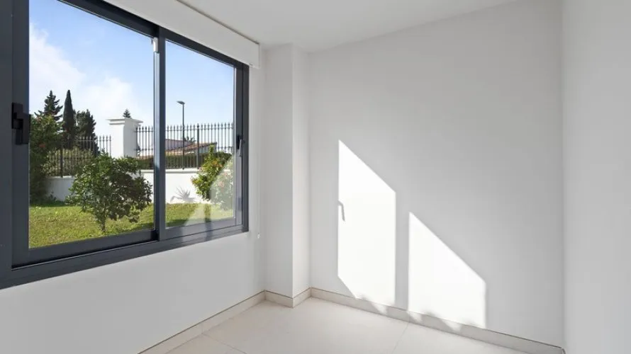 Villa de 4 chambres à Marbella, Spain No. 529 № 28