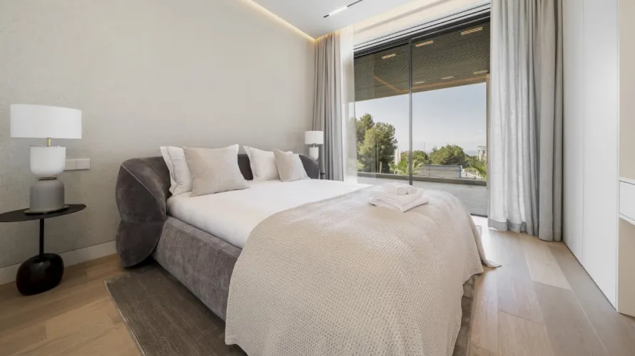 Villa de 5 chambres à Marbella, Spain No. 399 № 19