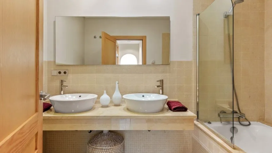 Villa de 5 chambres à Benahavis, Spain No. 499 № 21
