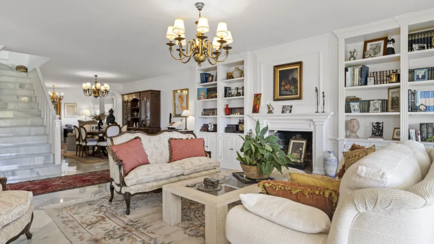 Townhouse de 4 chambres à Nueva Andalucia, Spain No. 441 № 18