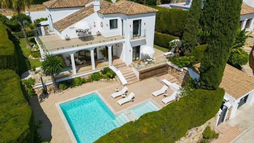 Villa de 4 chambres à Nueva Andalucia, Spain No. 347 № 7