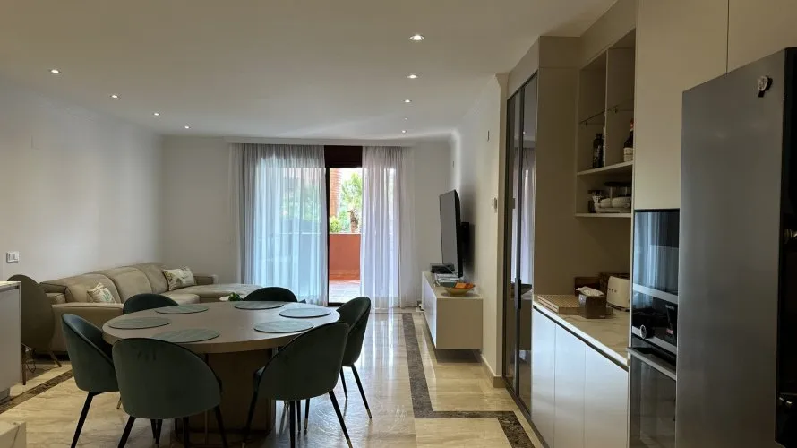 Apartment de 4 chambres à Estepona, Spain No. 185 № 18