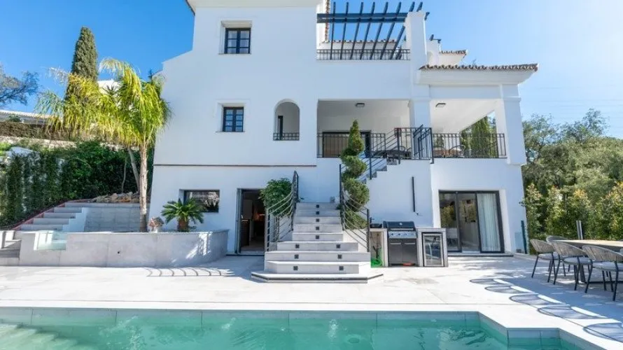 Villa de 6 chambres à Marbella, Spain No. 528