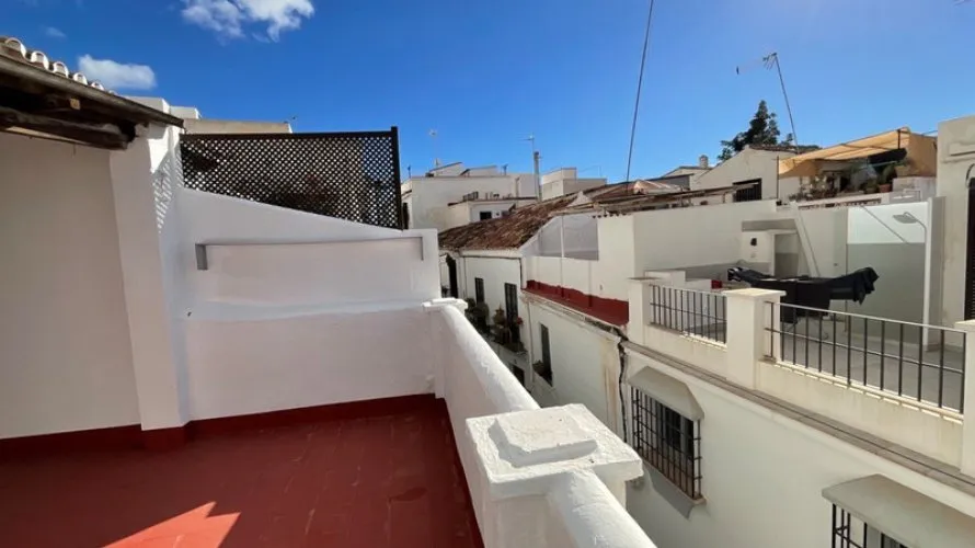 Villa de 3 chambres à Marbella, Spain No. 273 № 2