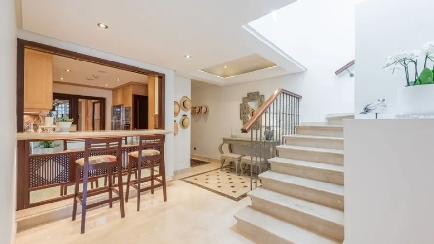 Duplex de 3 chambres à Estepona, Spain No. 216 № 3
