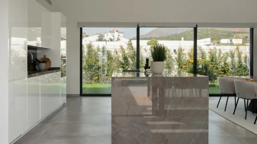 Villa de 4 chambres à Estepona, Spain No. 356 № 25