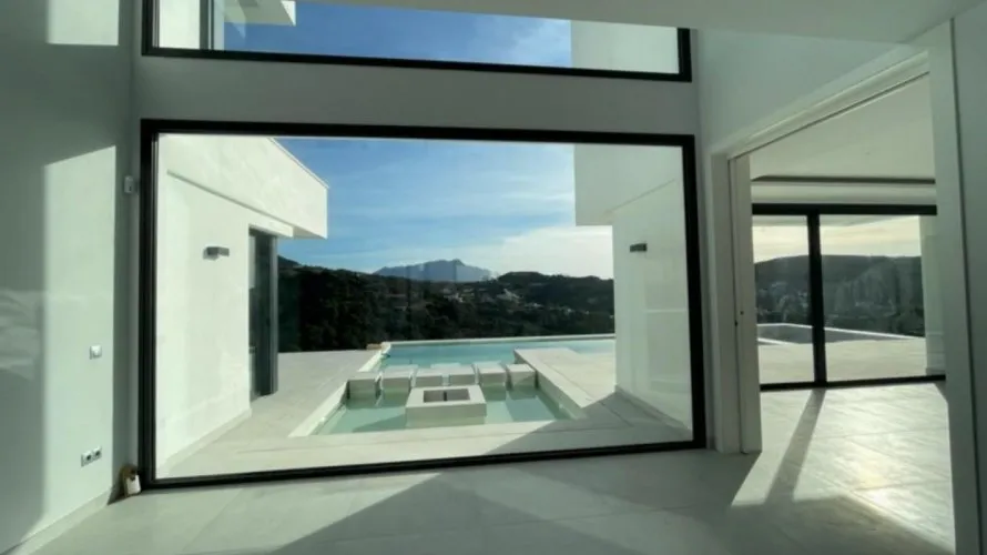 Villa de 5 chambres à Benahavis, Spain No. 269 № 18