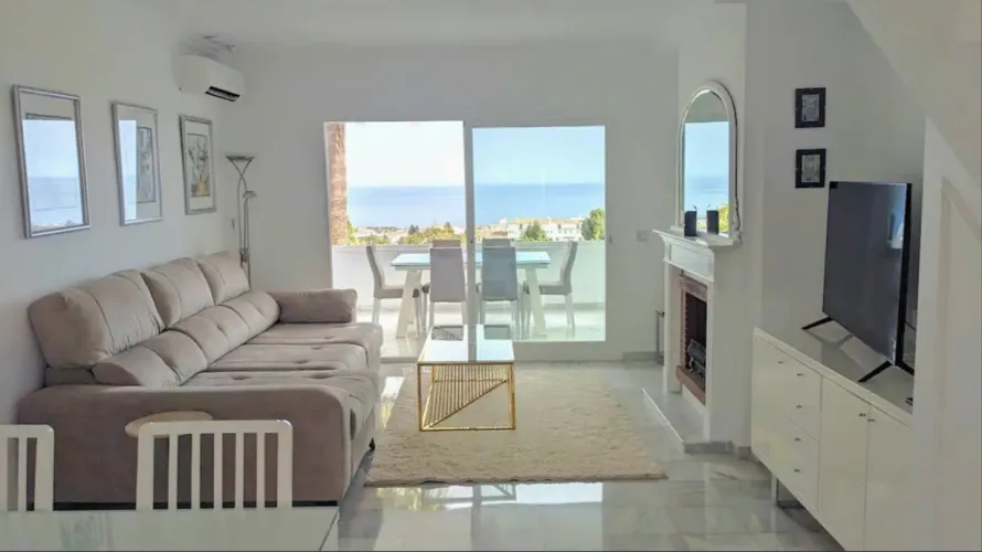 Duplex de 4 chambres à Mijas Costa, Spain No. 565 № 20