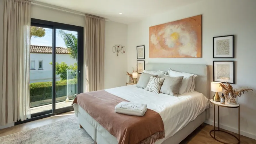 Villa de 4 chambres à Nueva Andalucia, Spain No. 347 № 8