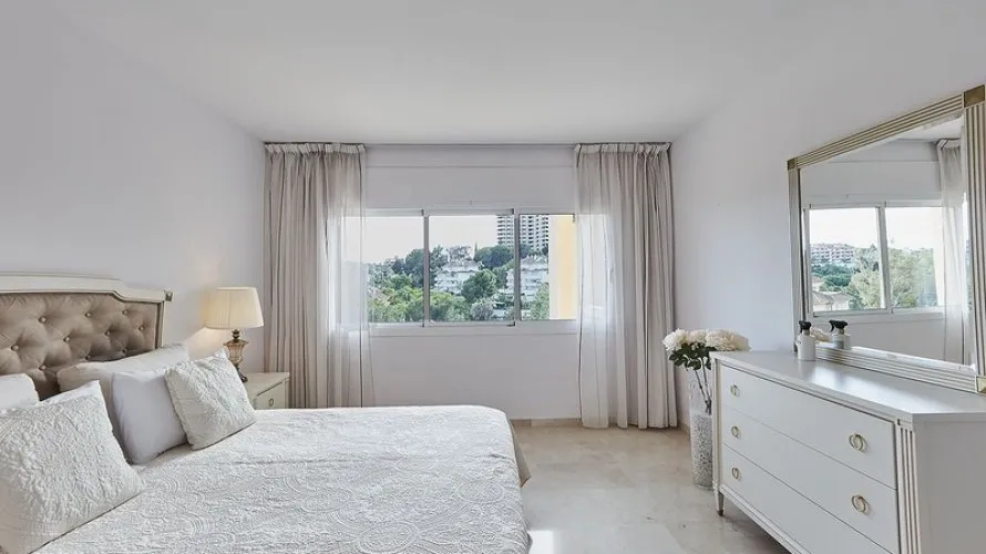 Apartment de 2 chambres à Marbella, Spain No. 549 № 16