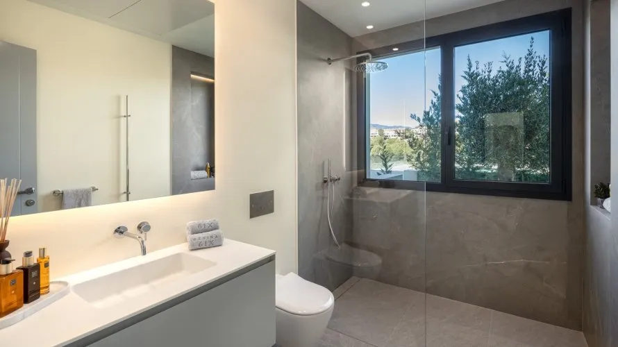 Villa de 5 chambres à Estepona, Spain No. 333 № 9