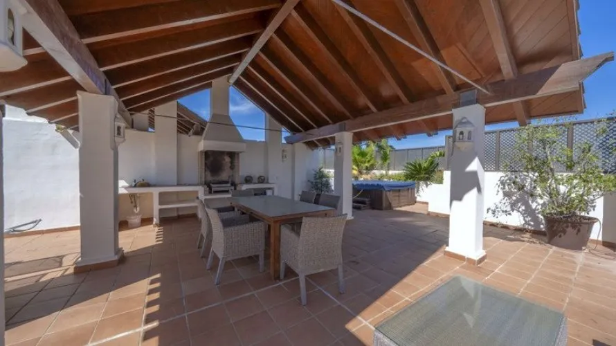 Penthouse de 3 chambres à Estepona, Spain No. 384 № 11