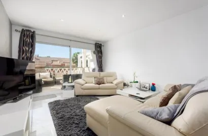 Apartment de 3 chambres à Marbella, Spain No. 410