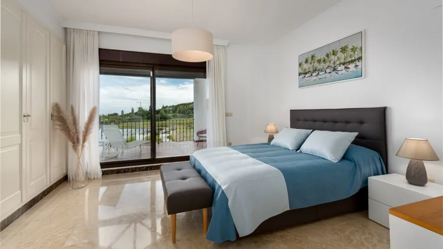Villa de 4 chambres à Estepona, Spain No. 111 № 15