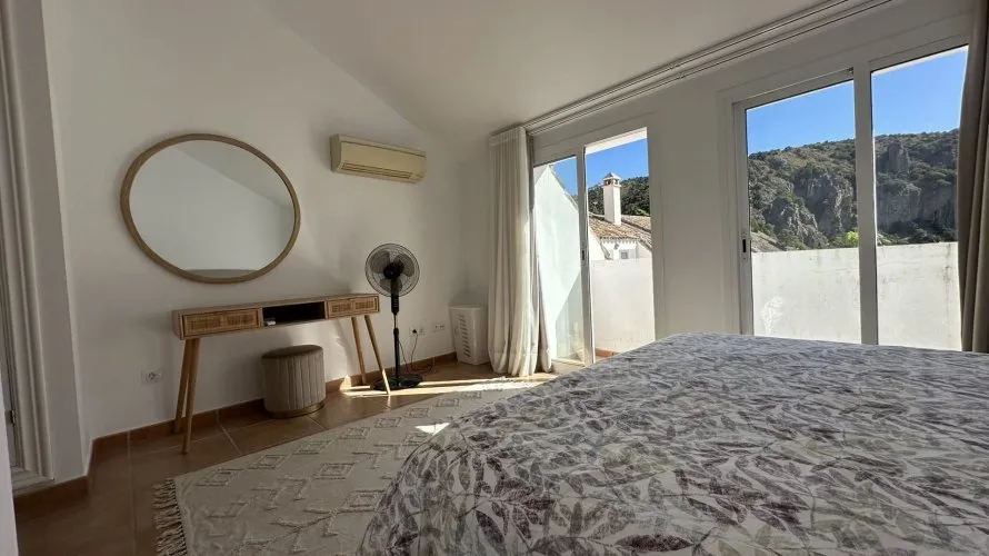 Townhouse de 3 chambres à Benahavis, Spain No. 630 № 2