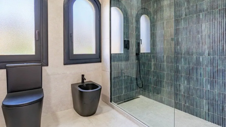 Villa de 6 chambres à Marbella, Spain No. 528 № 16