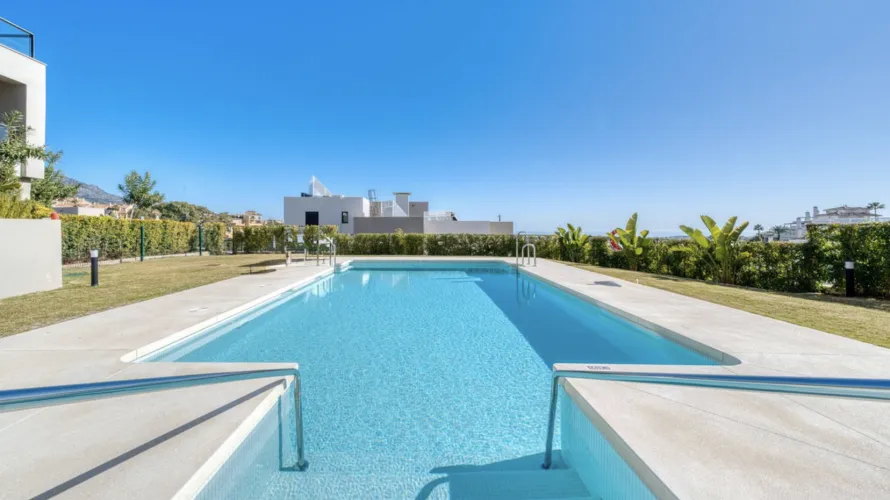 Apartment de 2 chambres à Marbella, Spain No. 497 № 20