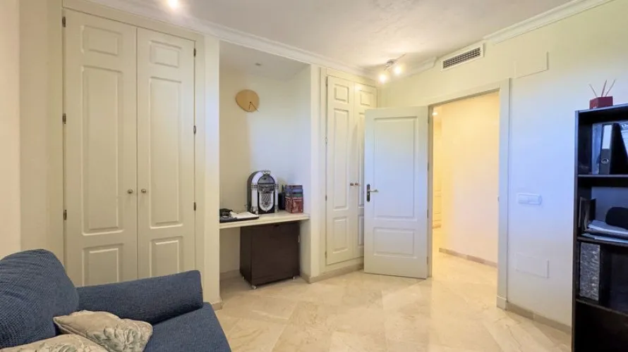 Duplex de 4 chambres à Casares, Spain No. 470 № 15