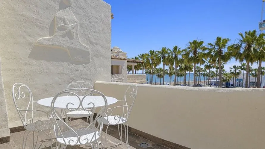 Apartment de 2 chambres à Benalmadena, Spain No. 455