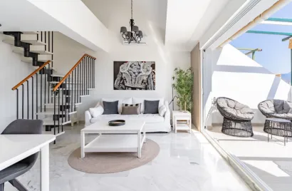Duplex de 2 chambres à Nueva Andalucia, Spain No. 563