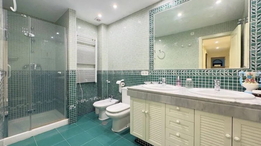 Duplex de 4 chambres à Casares, Spain No. 470 № 17